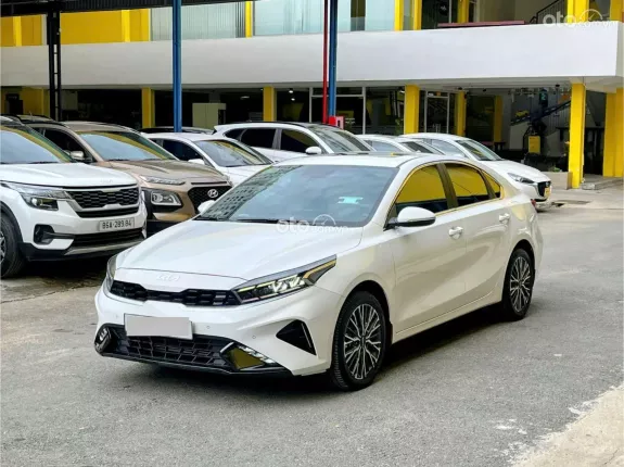 Kia K3 1.6 Premium 2024 - Xe biển trắng, 1 chủ từ đầu, đáng mua