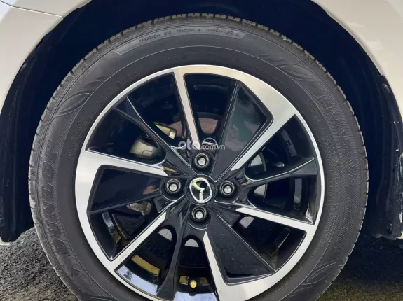 Mazda 2 Sedan 1.5L Luxury 2023 - Xe lướt giá tốt, hỗ trợ vay ngân hàng 70%