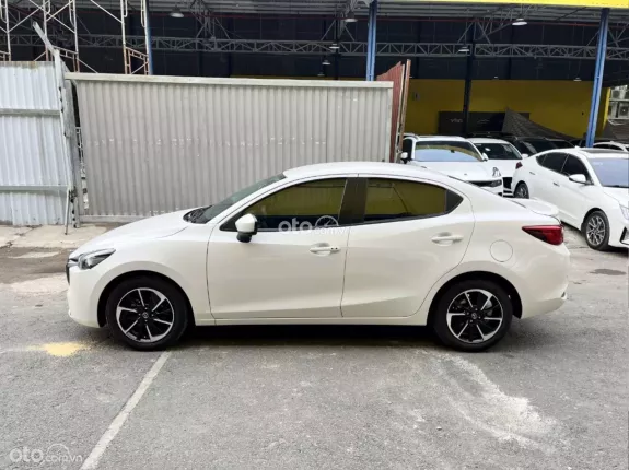 Mazda 2 Sedan 1.5L Luxury 2023 - Xe lướt giá tốt, hỗ trợ vay ngân hàng 70%