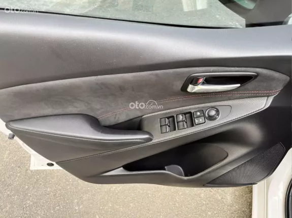 Mazda 2 Sedan 1.5L Luxury 2023 - Xe lướt giá tốt, hỗ trợ vay ngân hàng 70%