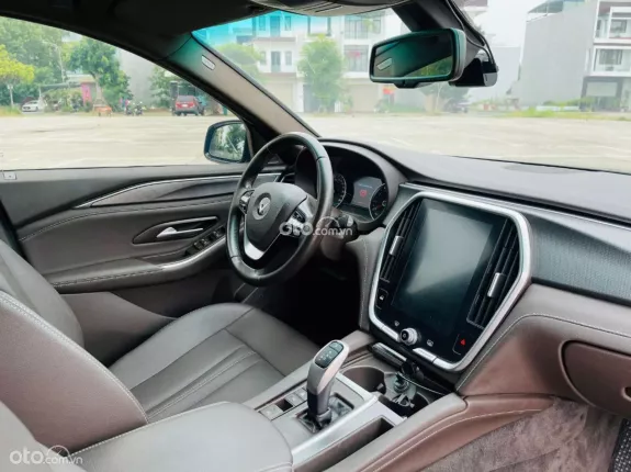 VinFast LUX A2.0 Tiêu chuẩn 2021 - Xe bảo dưỡng full hãng, check test thoải mái