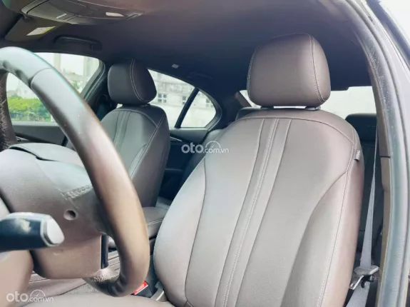 VinFast LUX A2.0 Tiêu chuẩn 2021 - Xe bảo dưỡng full hãng, check test thoải mái