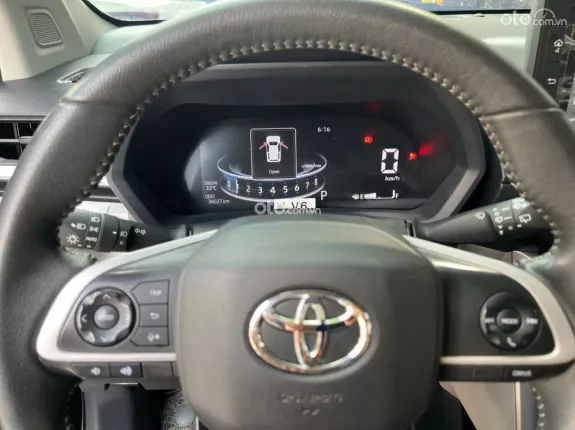 Toyota Veloz Cross 1.5 CVT 2022 - Cam kết chất lượng xe, không đâm đụng, tai nạn