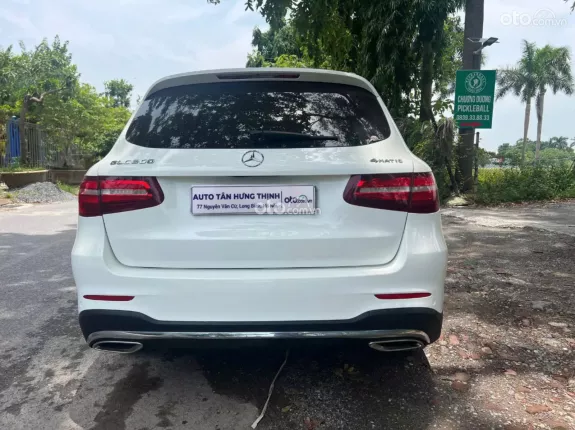 Mercedes-Benz GLC 300 4Matic 2018 - Cam kết chất lượng xe, không đâm đụng, tai nạn