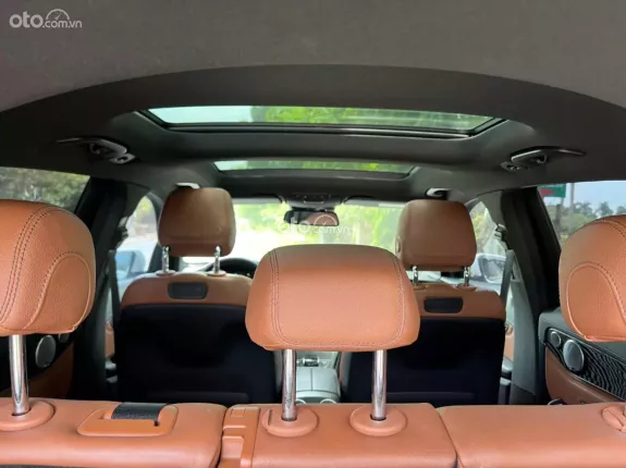 Mercedes-Benz GLC 300 4Matic 2018 - Cam kết chất lượng xe, không đâm đụng, tai nạn