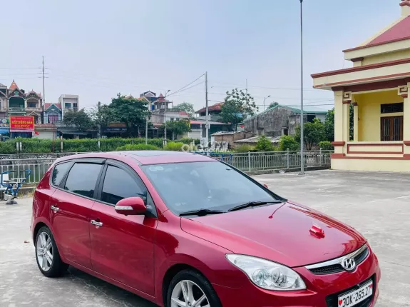 Hyundai i30 CW 1.6 AT 2009 - Xe rất đẹp nhiều đồ chơi