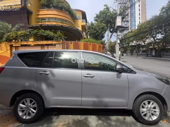 Toyota Innova 2.0E 2020 - Toyota innova 2.0E sản xuất 2020: Odo 6v7