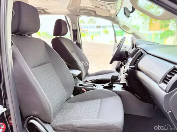 Ford Ranger XLS 2.2 4x2 AT 2020 - Xe bán tải mạnh mẽ, giá chỉ 535 triệu