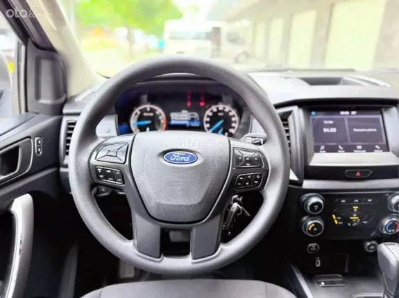 Ford Ranger XLS 2.2 4x2 AT 2020 - Xe bán tải mạnh mẽ, giá chỉ 535 triệu