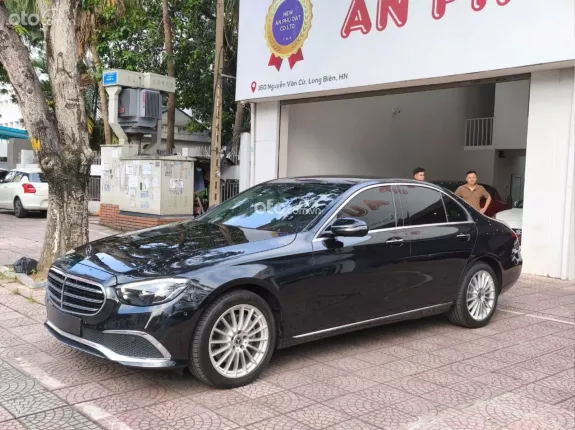Mercedes-Benz E200 E200 2021 - Chất xe còn đẹp, nội thất siêu nét