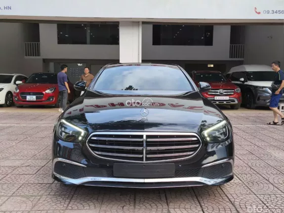 Mercedes-Benz E200 E200 2021 - Chất xe còn đẹp, nội thất siêu nét