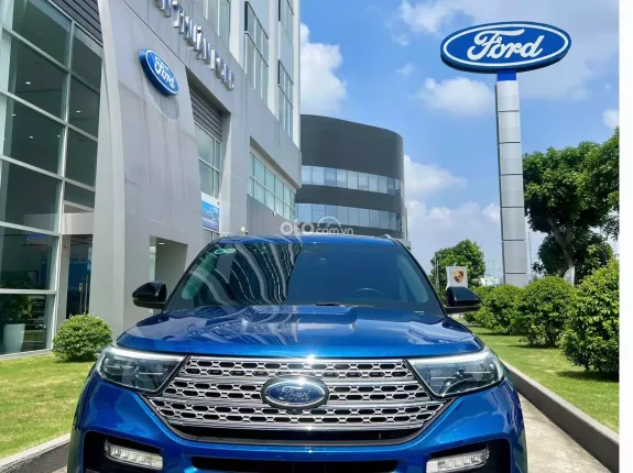 Ford Explorer 2.3L Ecoboost 2023 - SUV 7 chỗ nhập khẩu nguyên chiếc từ Mỹ