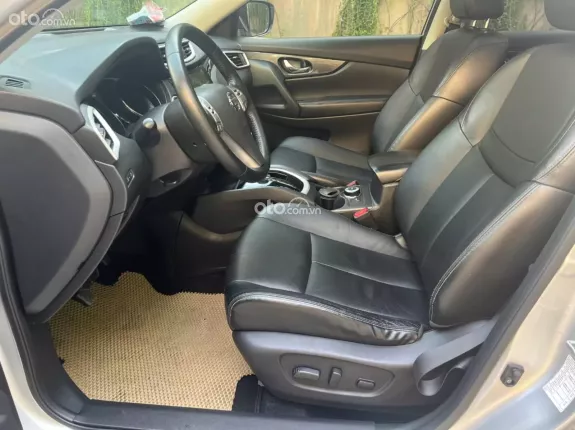 Nissan X trail 2.5 SV 4WD 2016 - Full option