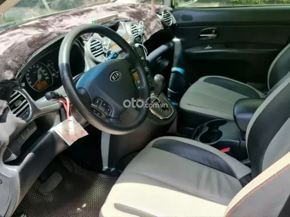 Kia Carens SX 2.0 AT 2014 - Odo 130.000km