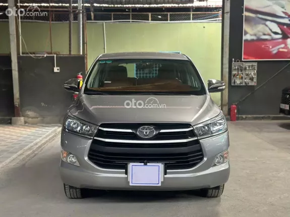 Toyota Innova 2.0E 2016 - Sẵn 1 em chạy dịch vụ hoặc gia đình siêu chất lượng