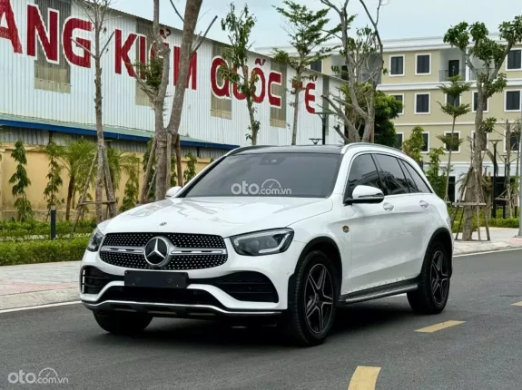 Mercedes-Benz GLC 300 4Matic 2021 - Xe đẹp full lịch sử hãng