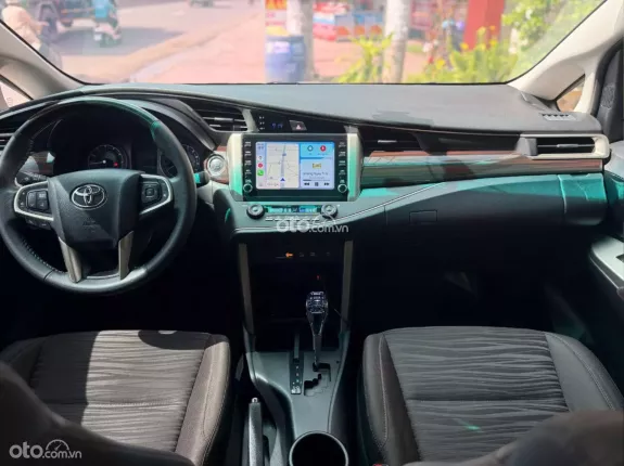 Toyota Innova 2.0 Venturer AT 2022 - SẢN XUẤT 2022, ĐĂNG KÝ 2023 – GIÁ CHỈ 720 TRIỆU - Trả góp 80% xe, MỖI THÁNG CHỈ 6.3 TRIỆU