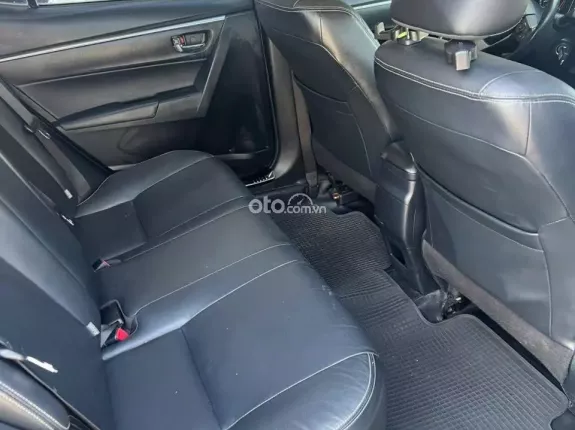 Toyota Corolla Altis 1.8 G 2017 - Cần bán, xe đẹp check test thoải mái