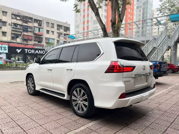 Lexus LX 570 Super Sport 2015 - Liên hệ trực tiếp để xem xe, xe chủ đi giữ