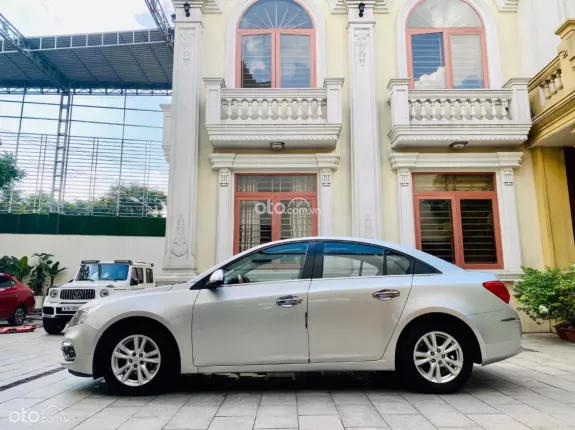 Chevrolet Cruze 1.6 MT 2017 - Bản số sàn máy đầm cực chất - Chỉ 229tr