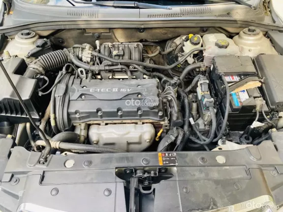 Chevrolet Cruze 1.6 MT 2017 - Bản số sàn máy đầm cực chất - Chỉ 229tr