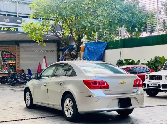Chevrolet Cruze 1.6 MT 2017 - Bản số sàn máy đầm cực chất - Chỉ 229tr