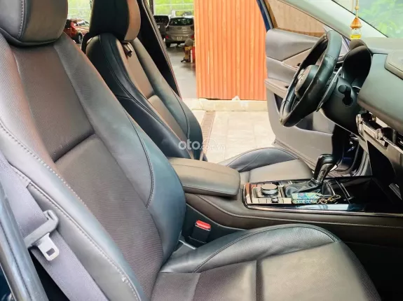 Mazda CX-30 2.0L Premium 2022 - Xe đẹp, giá tốt, hỗ trợ thủ tục nhanh gọn