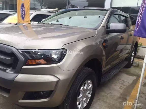 Ford Ranger XLS 2.2 4x2 MT 2016 - FORD RANGER 2016 SỐ SÀN XE LƯỚT GIA ĐÌNH ĐI RẤT KỸ