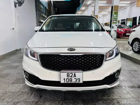 Kia Sedona 3.3 GATH 2016 - Xe gia đình cần bán chính chủ đẹp có đỗ xe giao lưu bù trừ