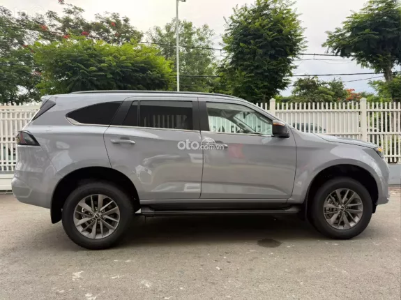 Isuzu mu-X 2025 - MUX 4x4 AT Bản Sport Có Sẵn Giao Ngay