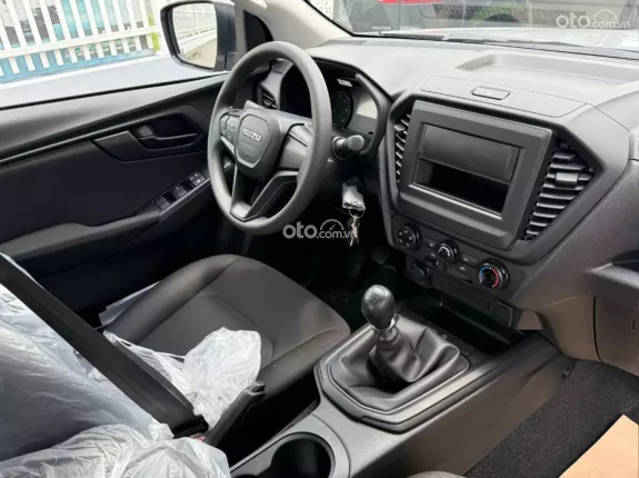 Isuzu D-Max LS 4x4 MT 2025 - 2 Cầu Số Sàn Tải 825Kg 2025 Có Sẵn Giao Ngay