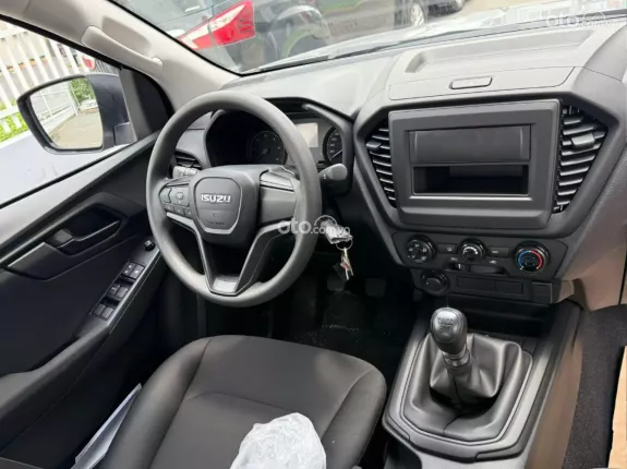Isuzu D-Max LS 4x4 MT 2025 - 2 Cầu Số Sàn Tải 825Kg 2025 Có Sẵn Giao Ngay