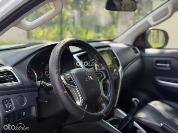 Mitsubishi Triton 4X4 MT MIVEC 2023 - Xe đẹp tại Hà Nội, chủ đi giữ gìn, giá tốt sang tên ngay