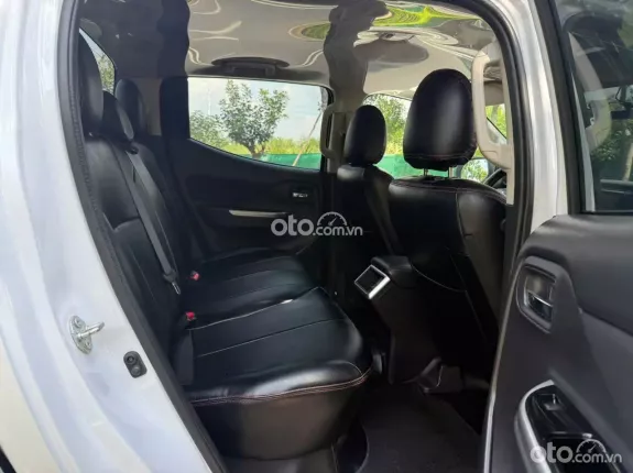 Mitsubishi Triton 4X4 MT MIVEC 2023 - Xe đẹp tại Hà Nội, chủ đi giữ gìn, giá tốt sang tên ngay