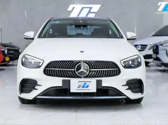 Mercedes-Benz E300 AMG 2021 - MERCEDES-BENZ E300 AMG 2022