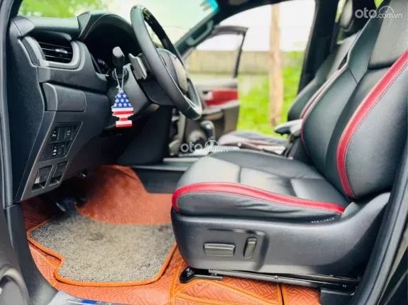 Toyota Fortuner 2.4 AT 4x2 Legender 2021 - Xe đẹp full lịch sử hãng