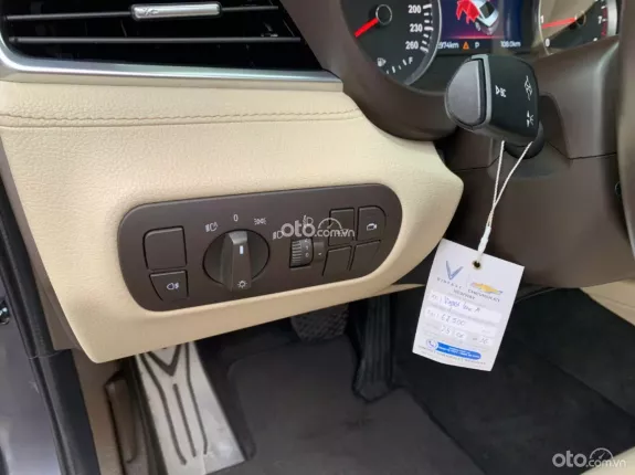 VinFast LUX A2.0 Cao cấp 2020 - Chính chủ biển HN - Liên hệ có giá ưu đãi