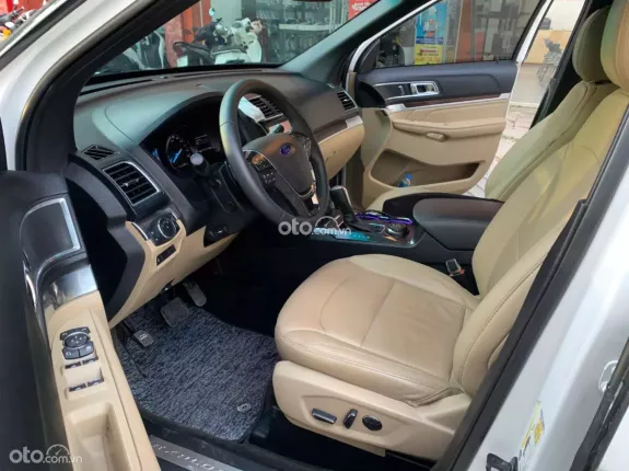 Ford Explorer Limited 2017 - Biển HN tên tư nhân chính chủ, xe nguyên bản tuyệt đối