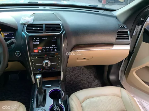 Ford Explorer Limited 2017 - Biển HN tên tư nhân chính chủ, xe nguyên bản tuyệt đối