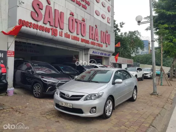 Toyota Corolla Altis 2011 - Toyota Corolla altis 2.0V 2011 xe tư nhân 1 chủ
