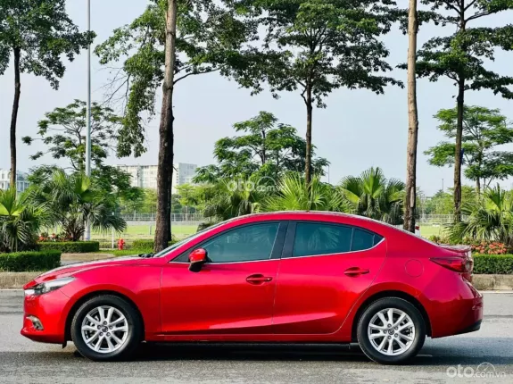 Mazda 3 1.5L Sedan 2019 - Chạy 6 vạn lốp theo xe còn rất mới