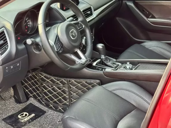Mazda 3 1.5L Sedan 2019 - Chạy 6 vạn lốp theo xe còn rất mới