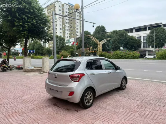 Hyundai Grand i10 2014 - Bản đủ xe đẹp