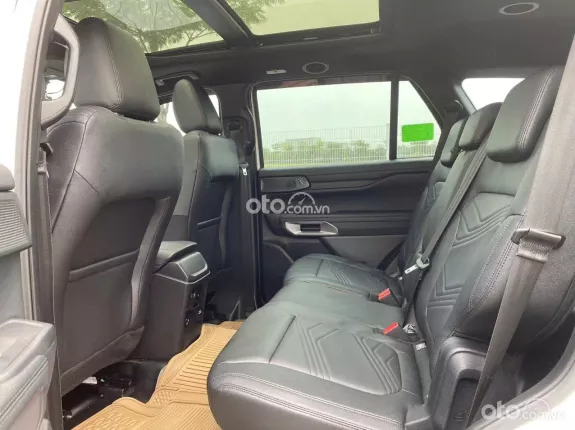 Ford Everest Titanium 2.0 AT 4x2 2023 - Xe đi ít, chữ giữ xe, chất xe còn đẹp sơn zin nguyên