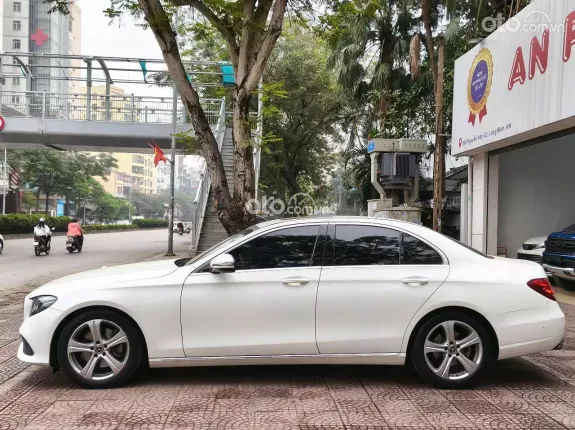 Mercedes-Benz E250 E250 2018 - Xe tư nhân 1 chủ đi từ đầu, giá siêu sốc cho anh em