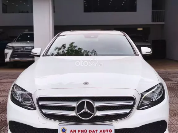 Mercedes-Benz E250 E250 2018 - Xe tư nhân 1 chủ đi từ đầu, giá siêu sốc cho anh em