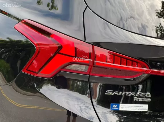 Hyundai Santa Fe 2.4L Xăng Cao cấp 2021 - Siêu lướt!