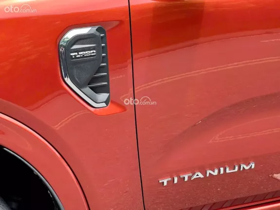 Ford Everest Titanium 2.0 AT 4x2 2022 - Giá cực hợp lý!