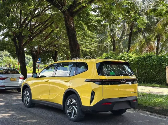 VinFast Limo Green 2025 - GIẢM MẠNH 45 TRIỆU - KHÔNG THUẾ KHÔNG XĂNG Quãng đường 450 km/lần sạc 0 - 100% CHỈ 30 PHÚT