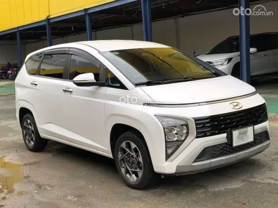 Hyundai Stargazer 1.5 AT Cao cấp 2022 - 492,000,000